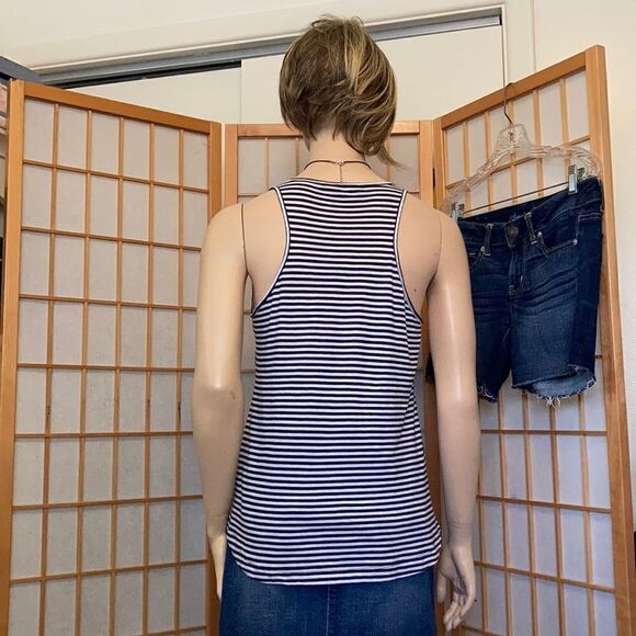 3/$20 Banana Republic Fancy Tank silk/cotton - Picture 4 of 8